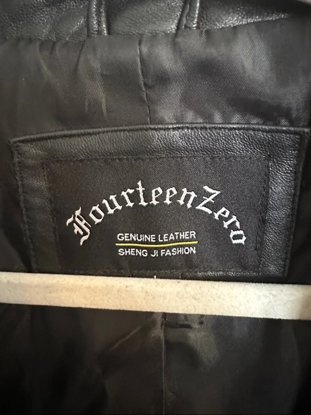 Fourteen Zero Women's Black Leather Button-Front Jacket - Picture 7 of 8